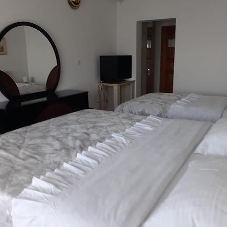 סלאטינה Hotel Marco Polo מראה חיצוני תמונה