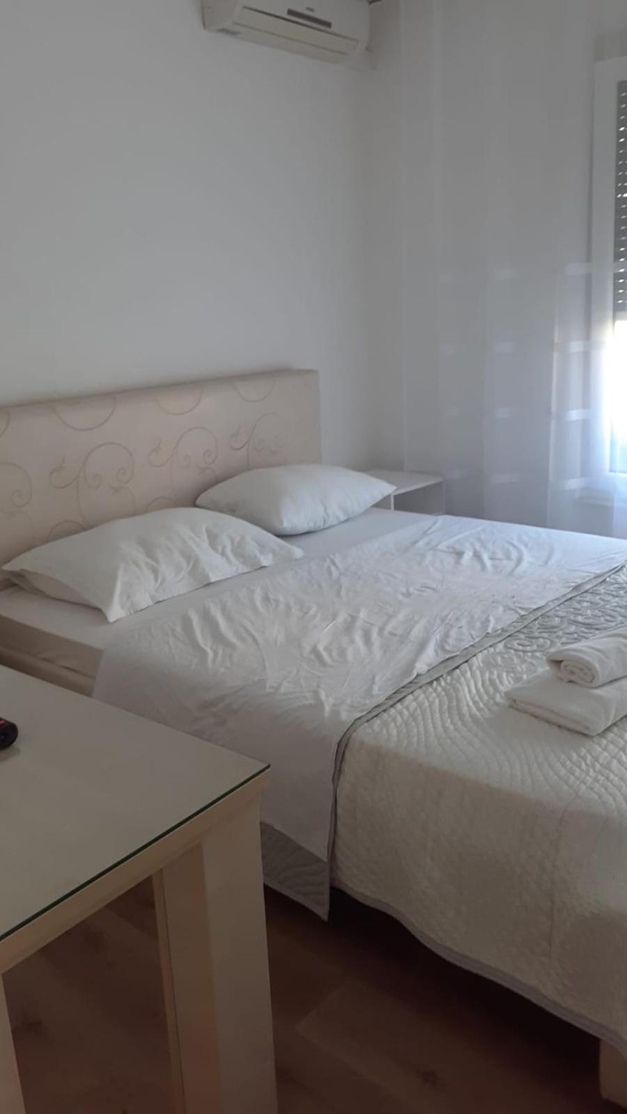 סלאטינה Hotel Marco Polo מראה חיצוני תמונה