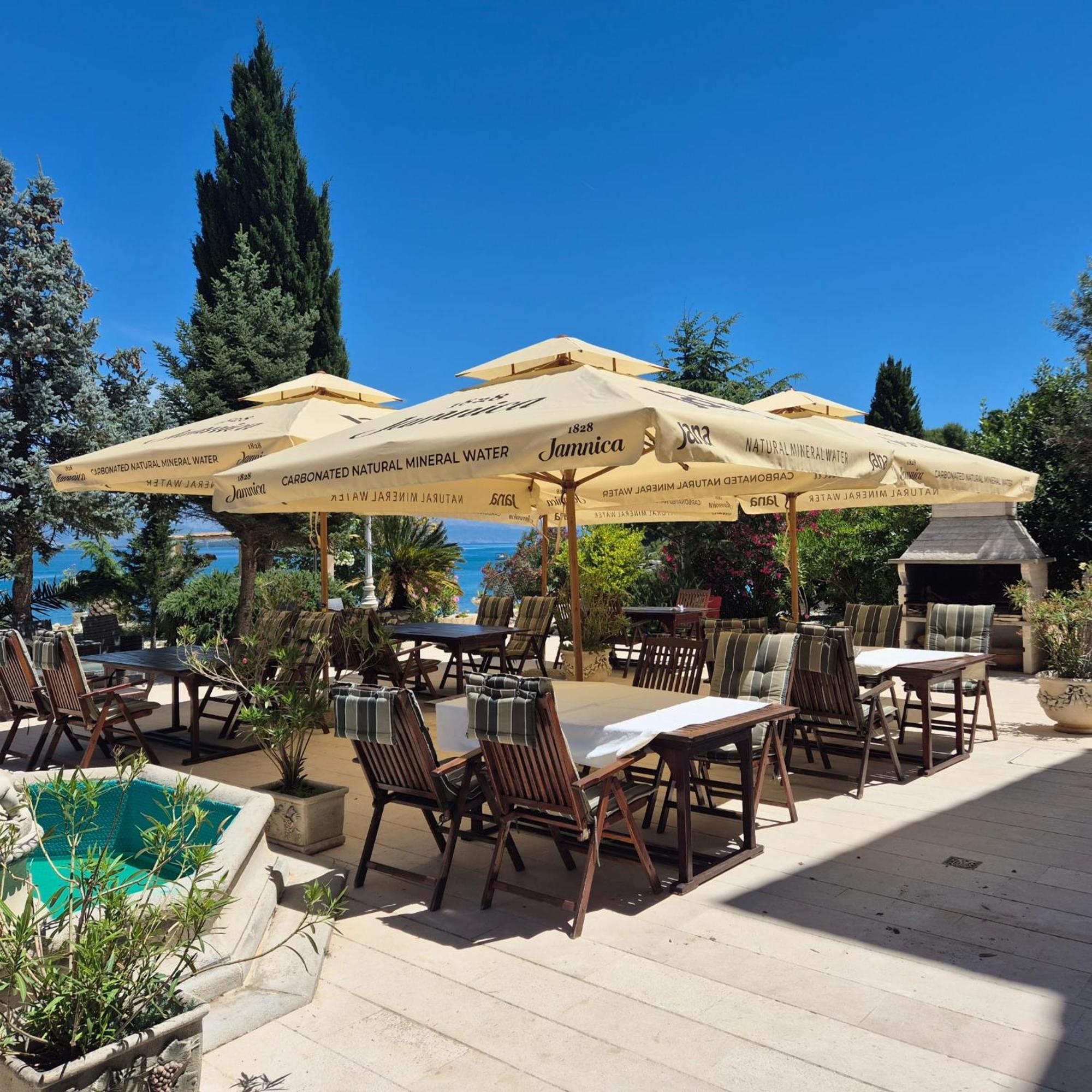 סלאטינה Hotel Marco Polo מראה חיצוני תמונה